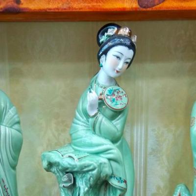 Bộ tượng Tứ Đại Mỹ Nhân